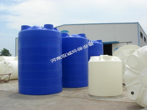 【雙誠儲罐】化工儲罐一體成型的應用優(yōu)勢是什么?