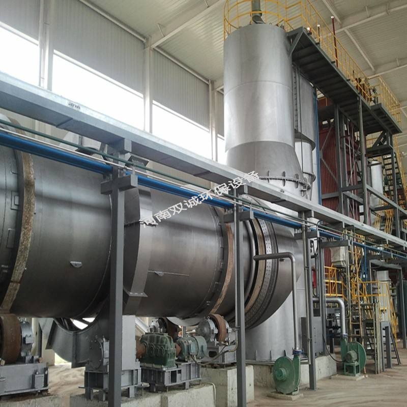 焚燒爐是整個垃圾焚燒處理工藝的關(guān)鍵設(shè)備之一，挑選合適的焚燒爐應(yīng)注意的事項：